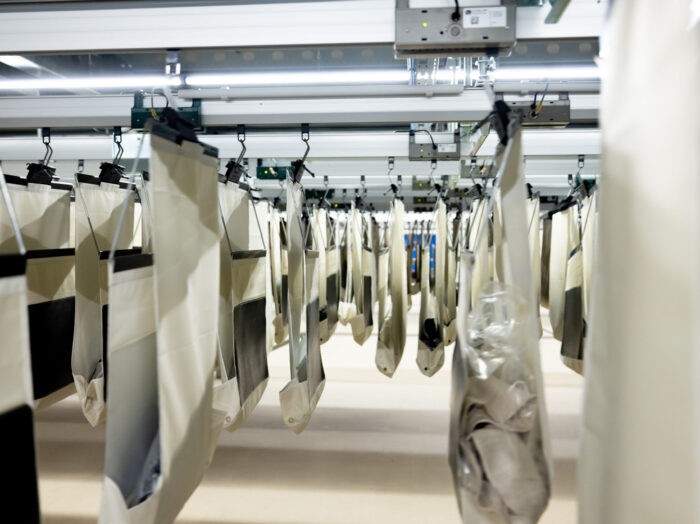 Warum unsere Taschensysteme zu den energieeffizientesten Sortier-Lösungen in der automatisierten Lagerlogistik gehören
